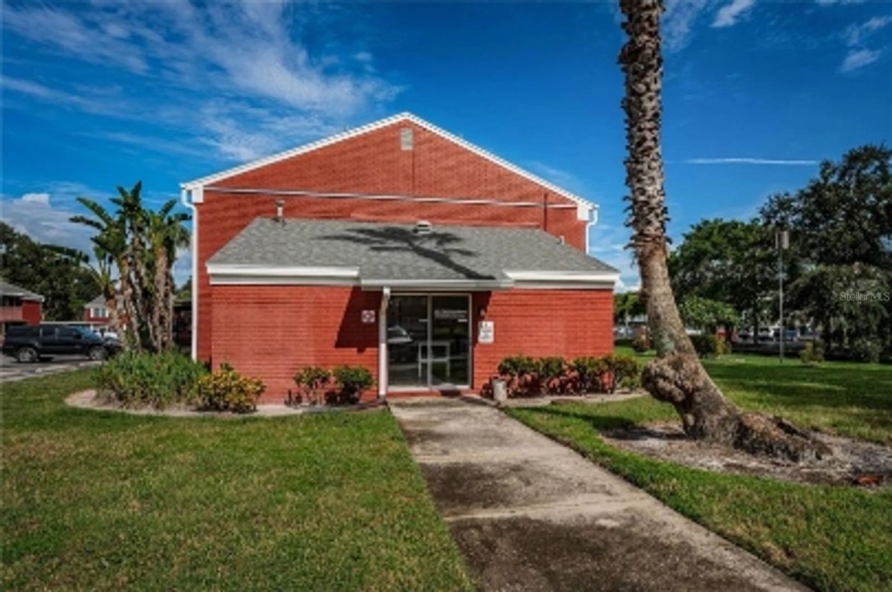 1044 82nd Terrace N, Unit 1044D, Saint Petersburg, FL 33702 Photo