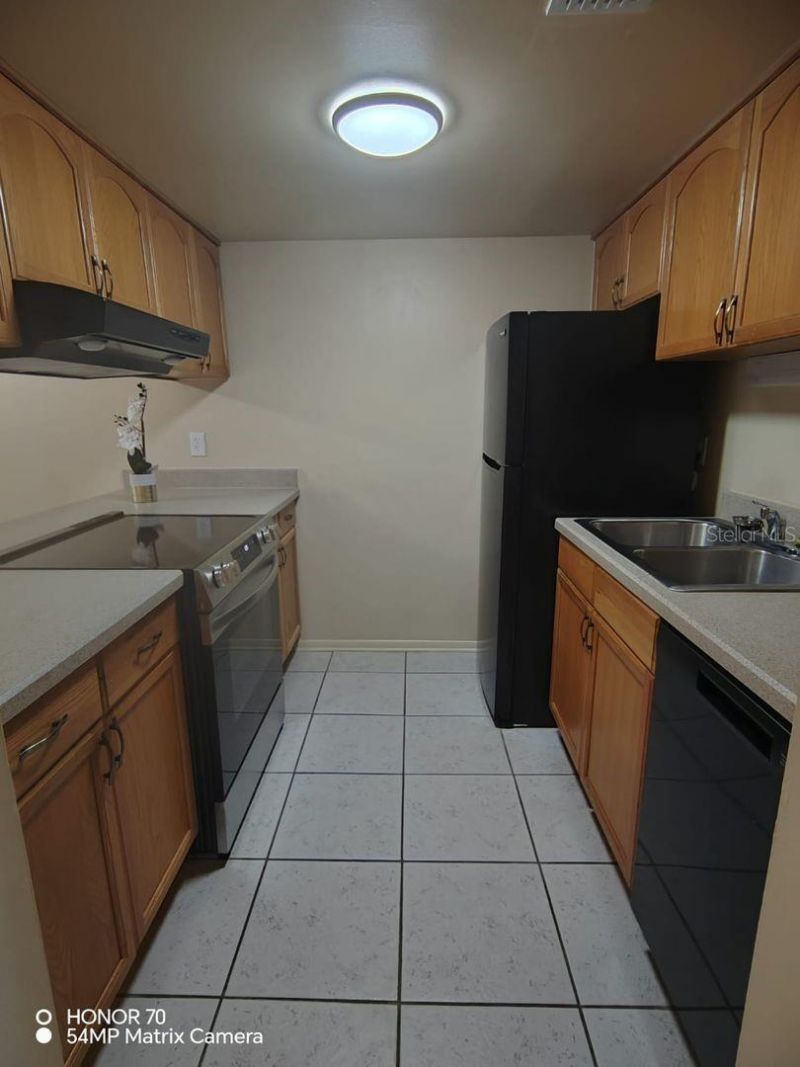 1044 82nd Terrace N, Unit 1044D, Saint Petersburg, FL 33702 Photo