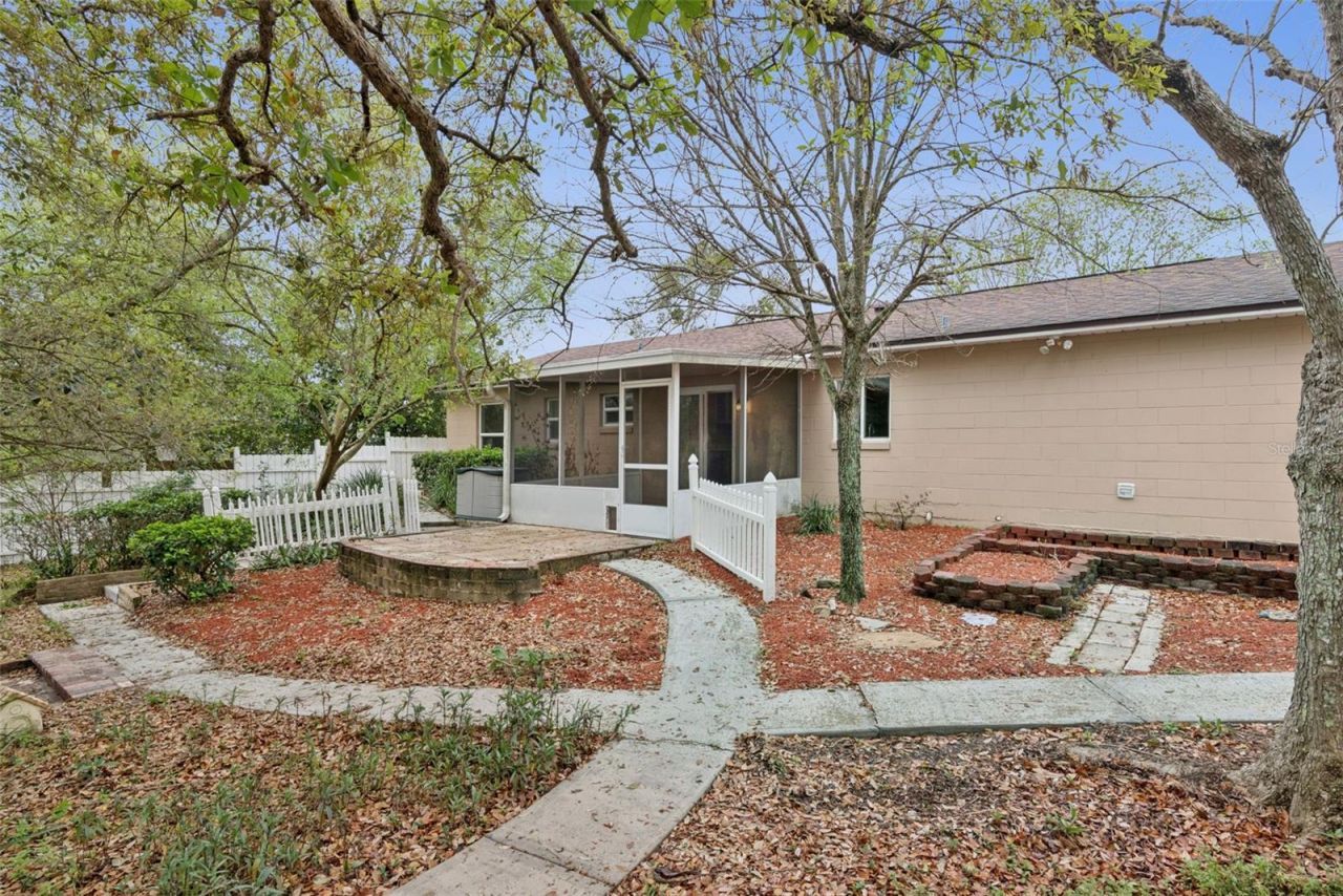 1541 Ortega Avenue , Deltona, FL 32738 Photo