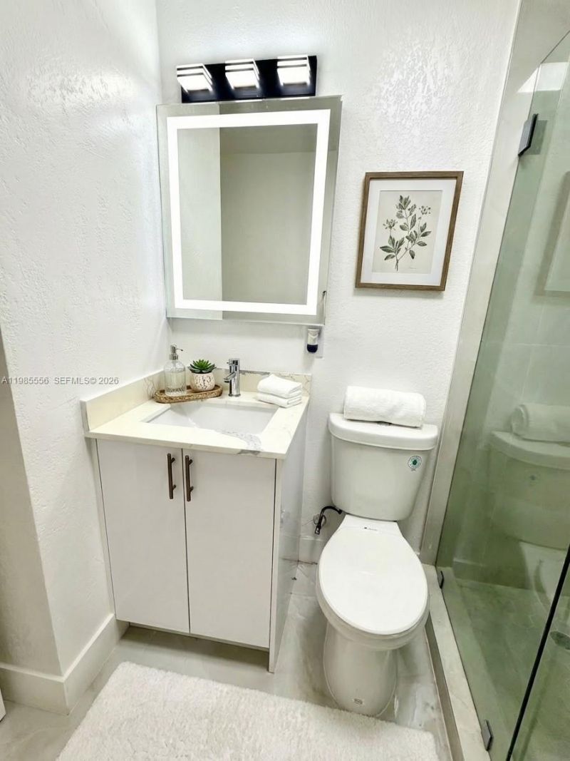 2251 NW 180th Ter , Miami Gardens, FL 33056 Photo