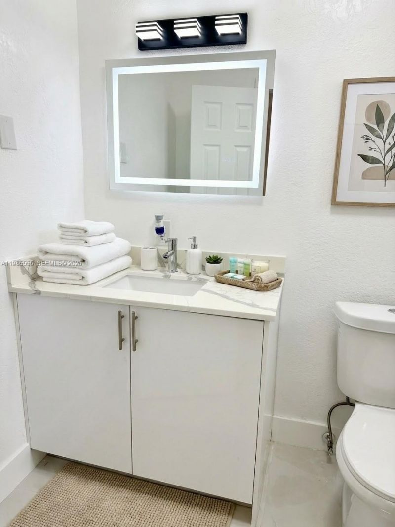 2251 NW 180th Ter , Miami Gardens, FL 33056 Photo