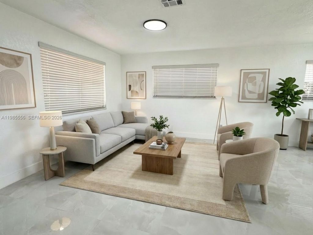 2251 NW 180th Ter , Miami Gardens, FL 33056 Photo