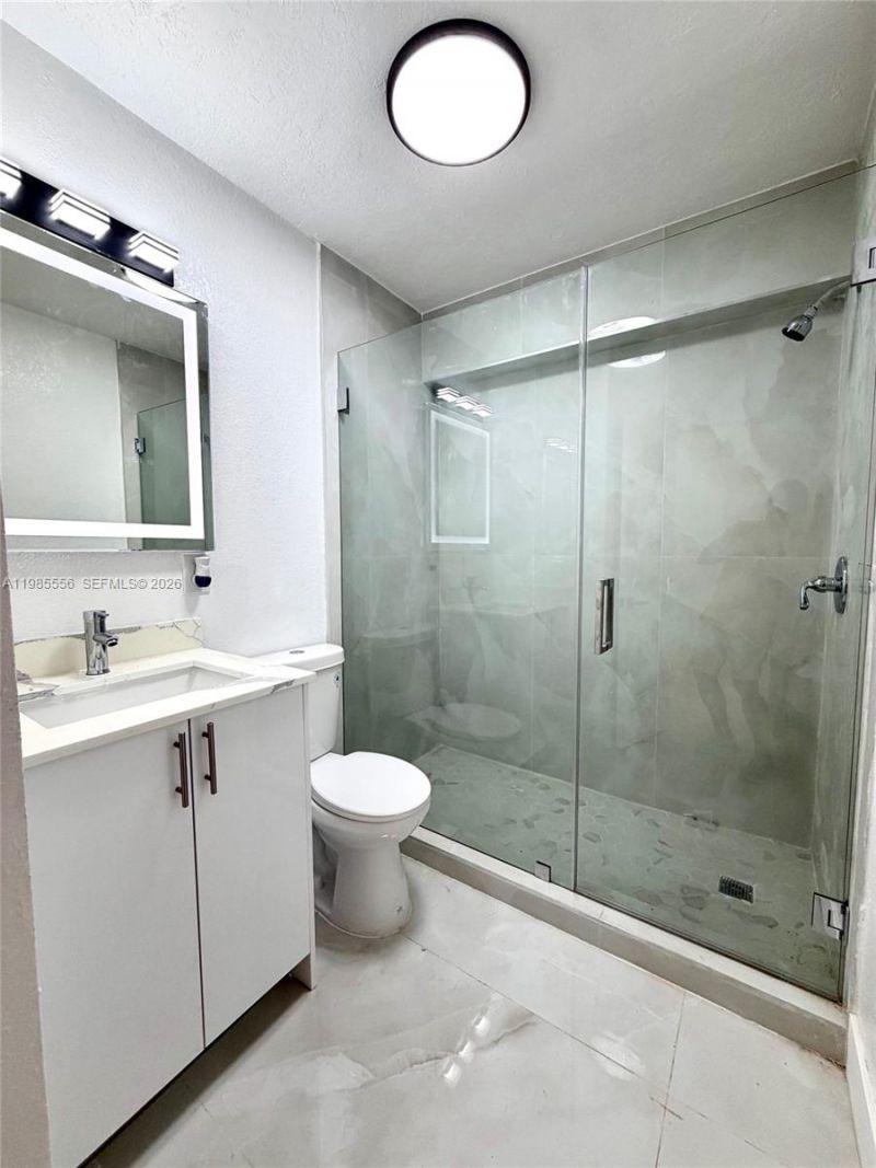 2251 NW 180th Ter, Miami Gardens, FL 33056 Photo