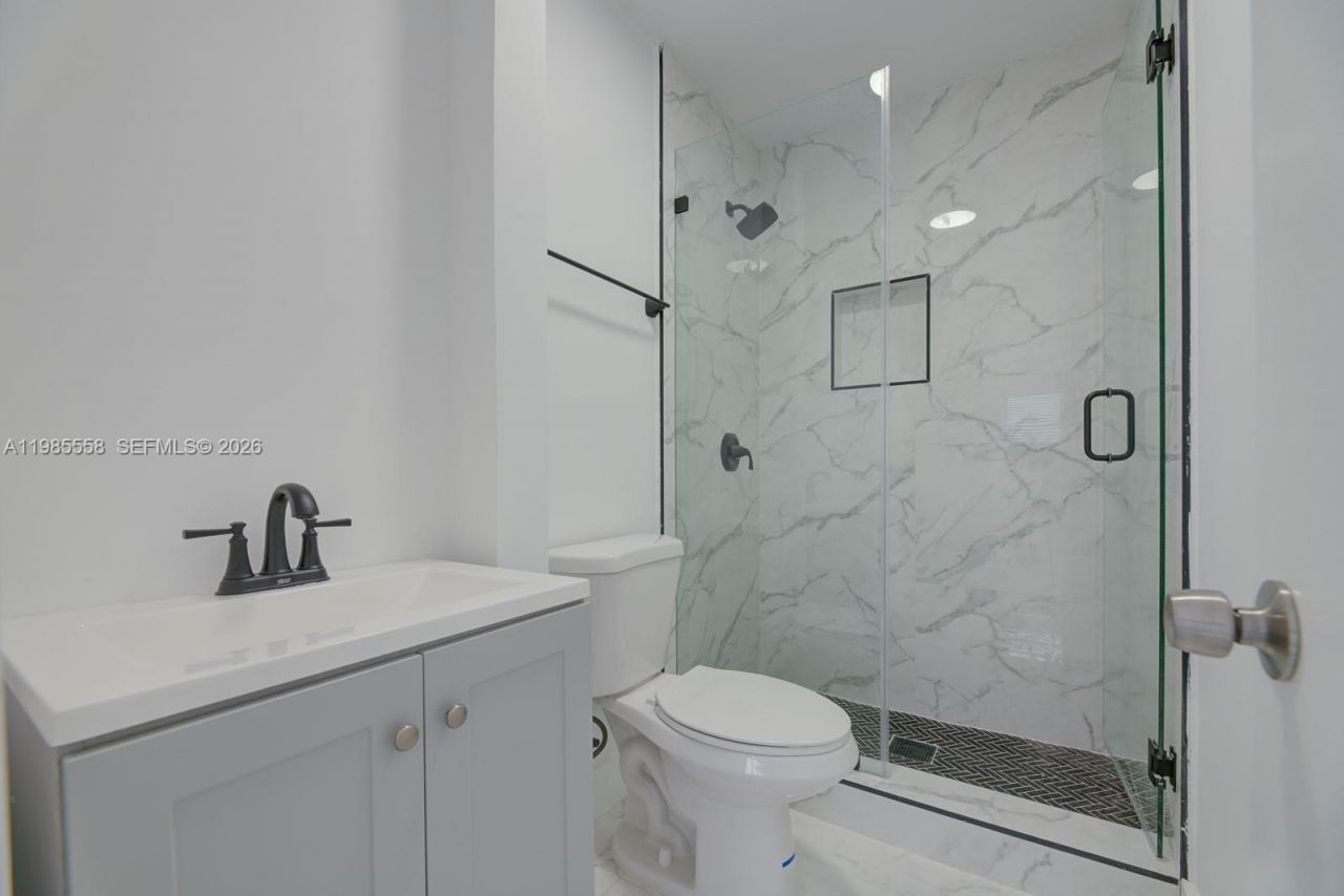 650 E 65th St , Unit 1, Hialeah, FL 33013 Photo