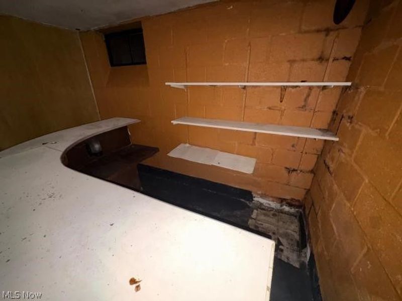 12008 Buckingham Avenue, Cleveland, OH 44120 Photo 14