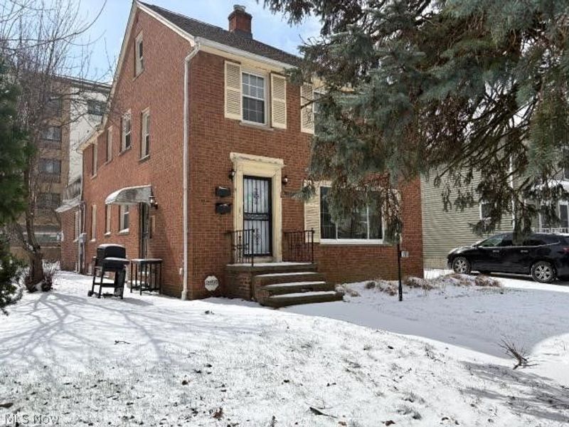 12008 Buckingham Avenue, Cleveland, OH 44120 Photo 2