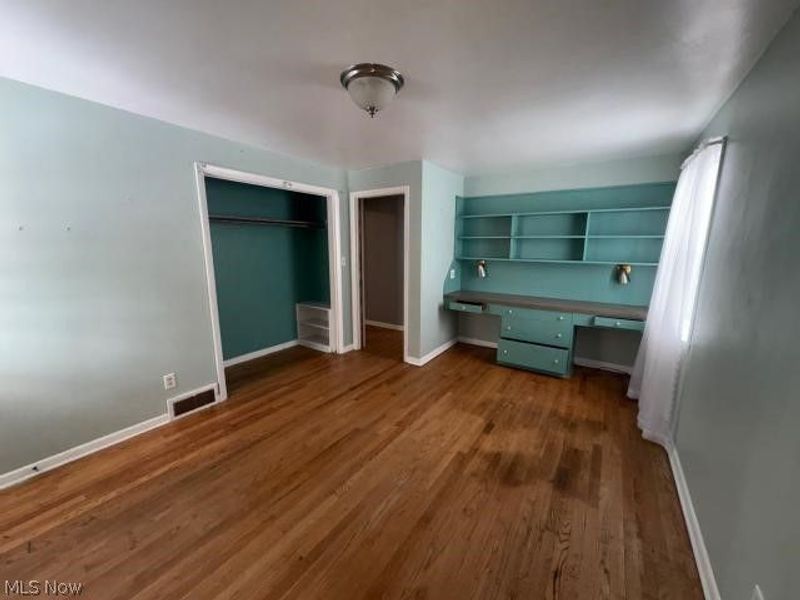 12008 Buckingham Avenue, Cleveland, OH 44120 Photo 30