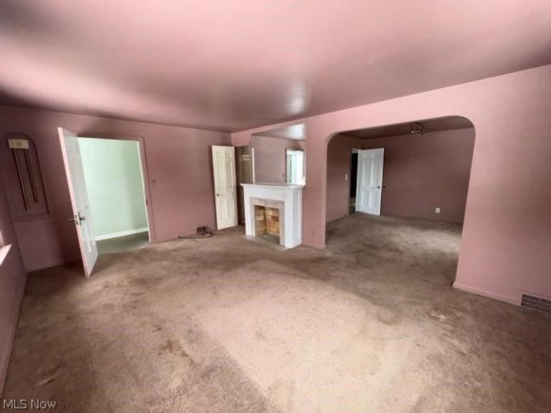 12008 Buckingham Avenue, Cleveland, OH 44120 Photo 34