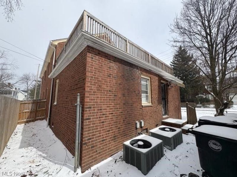 12008 Buckingham Avenue, Cleveland, OH 44120 Photo 6