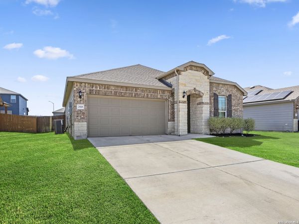 2818 Ridge Berry Rd., New Braunfels, TX 78130