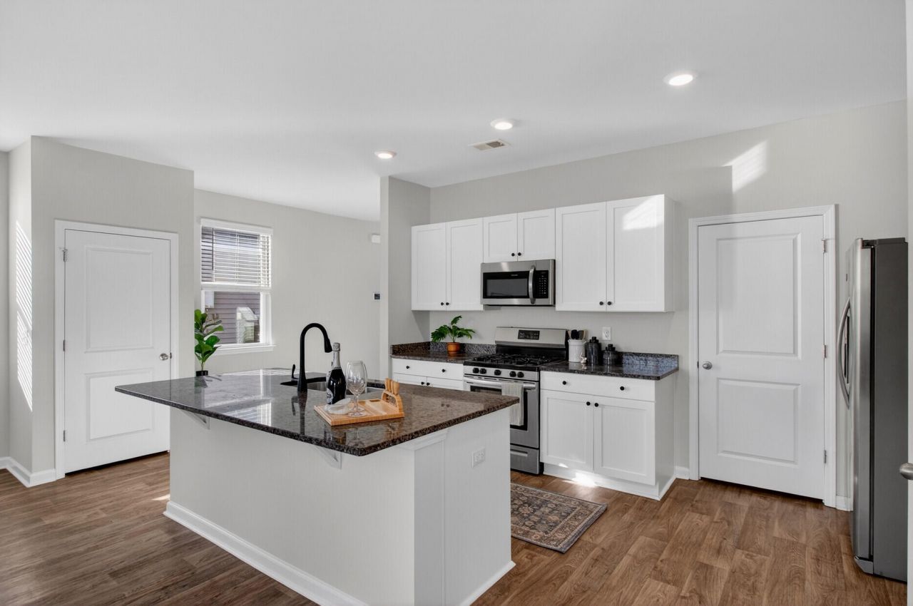 314 Mincy Street Photo 2