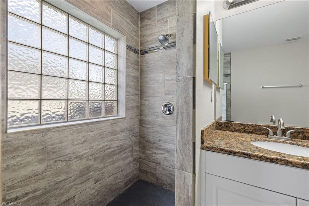 516 SW 27th St , Cape Coral, FL 33914 Photo