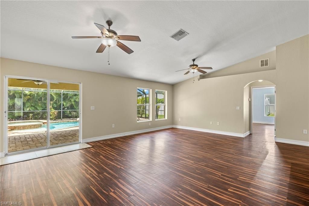 516 SW 27th St , Cape Coral, FL 33914 Photo