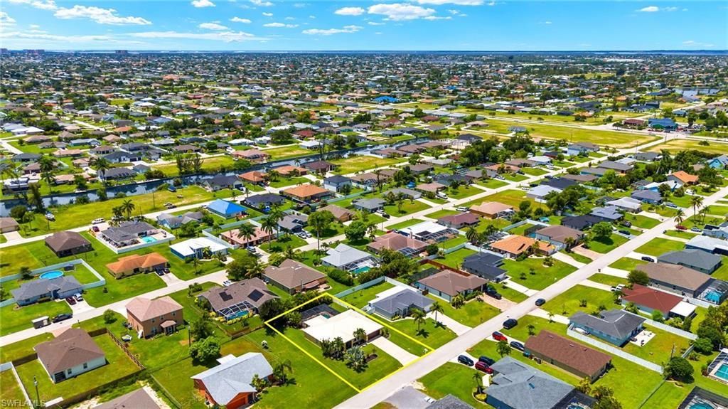 516 SW 27th St , Cape Coral, FL 33914 Photo