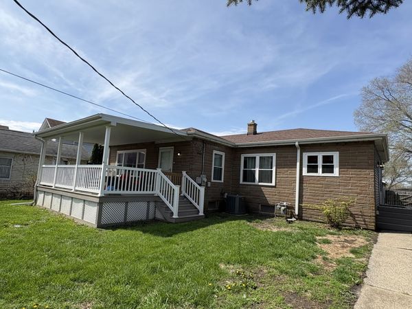 913 Canal Street, Ottawa, IL 61350