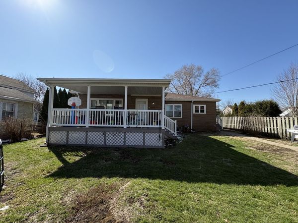 913 Canal Street , Ottawa, IL 61350