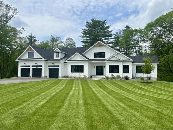 12 Little River Road, Unit 7, Exeter, NH 03833