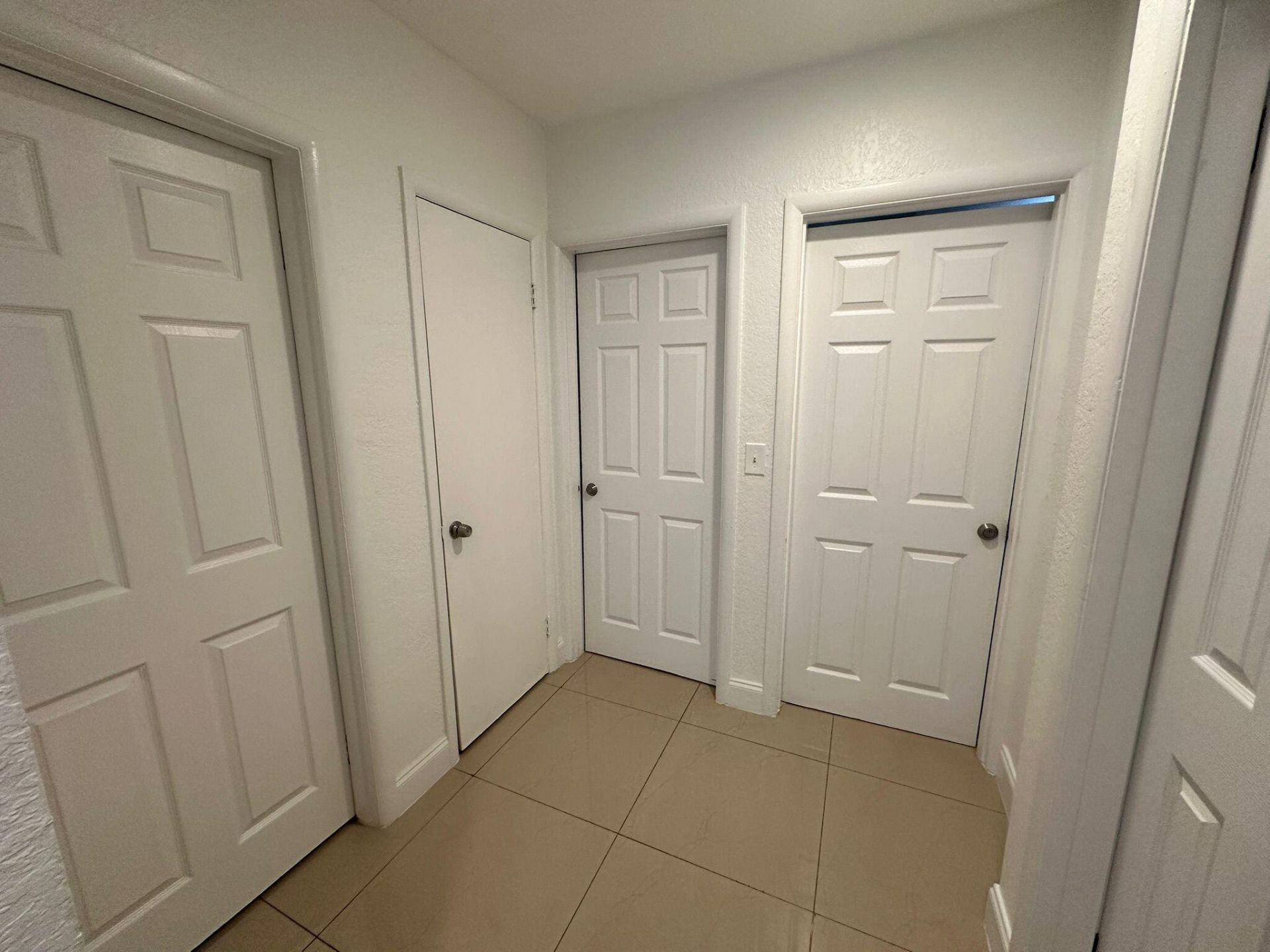 104 NE 16th Avenue, Boynton Beach, FL 33435 Photo