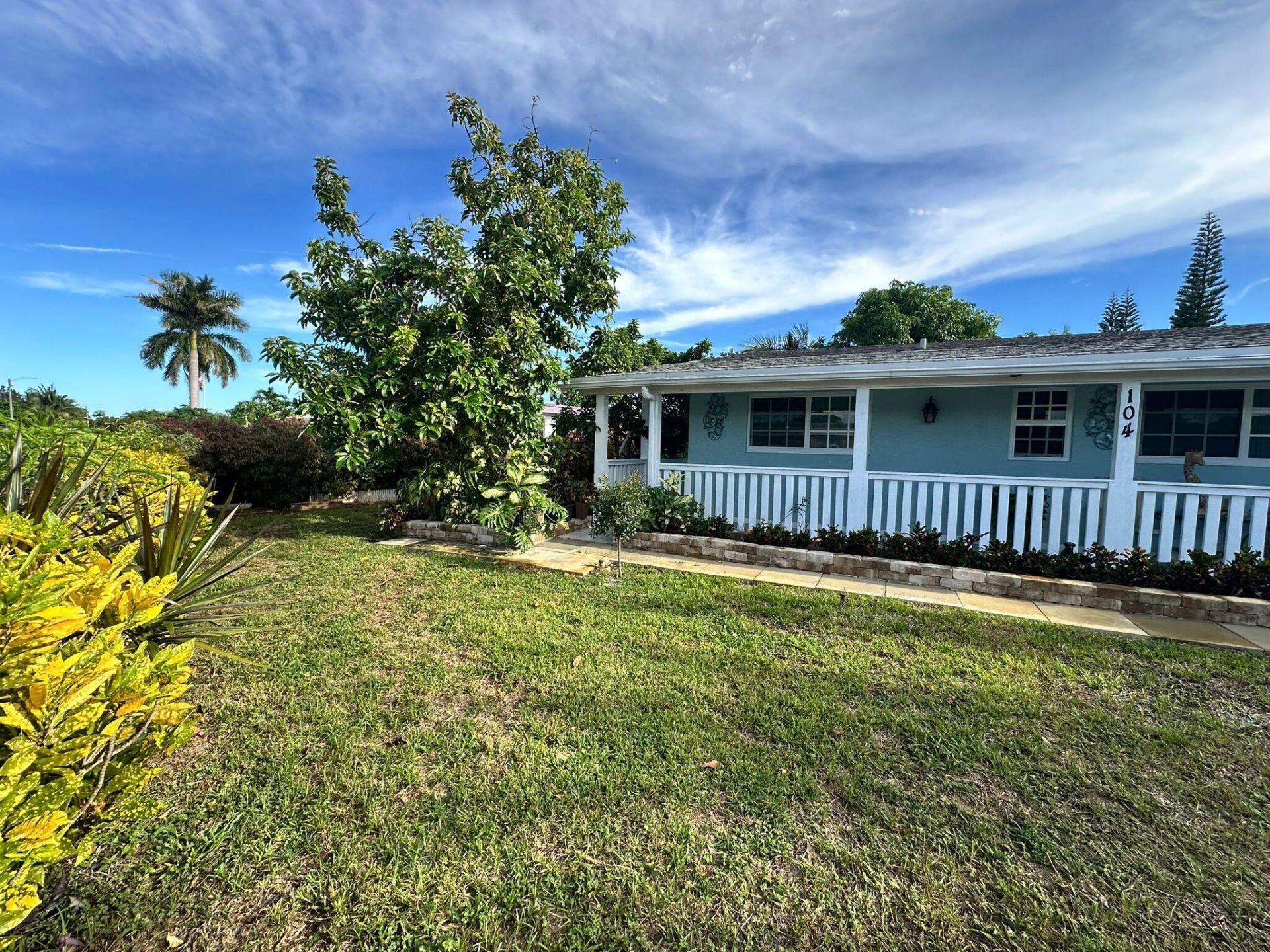 104 NE 16th Avenue, Boynton Beach, FL 33435 Photo