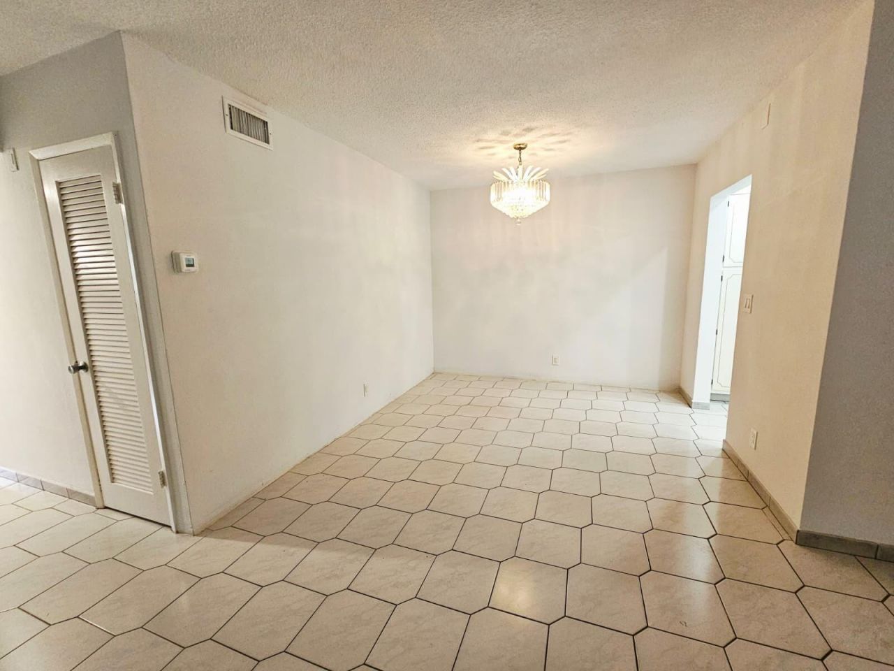 501 Blue Heron Drive, Hallandale Beach, FL 33009 Photo