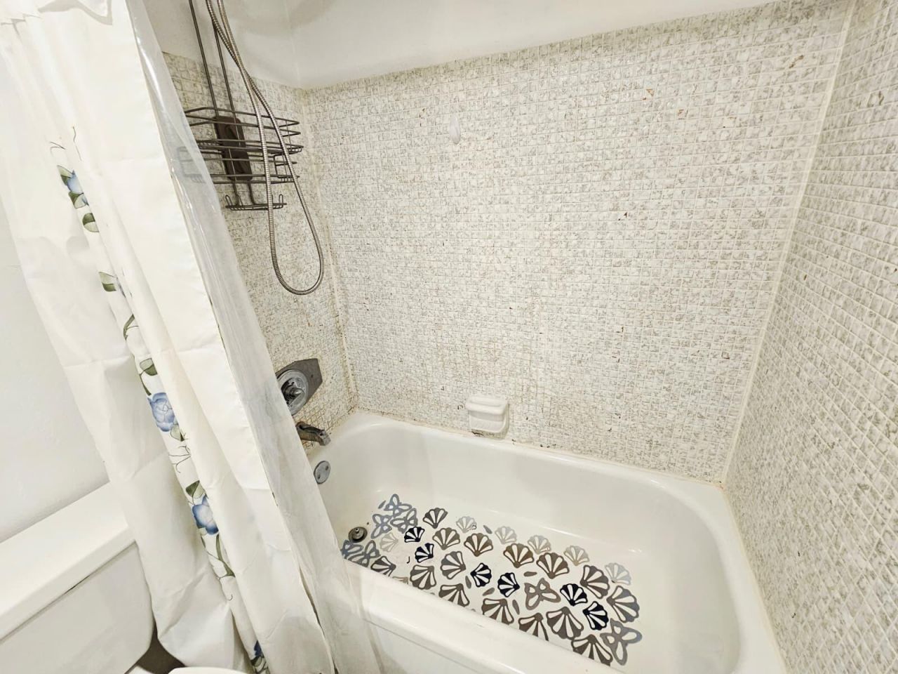 501 Blue Heron Drive, Hallandale Beach, FL 33009 Photo