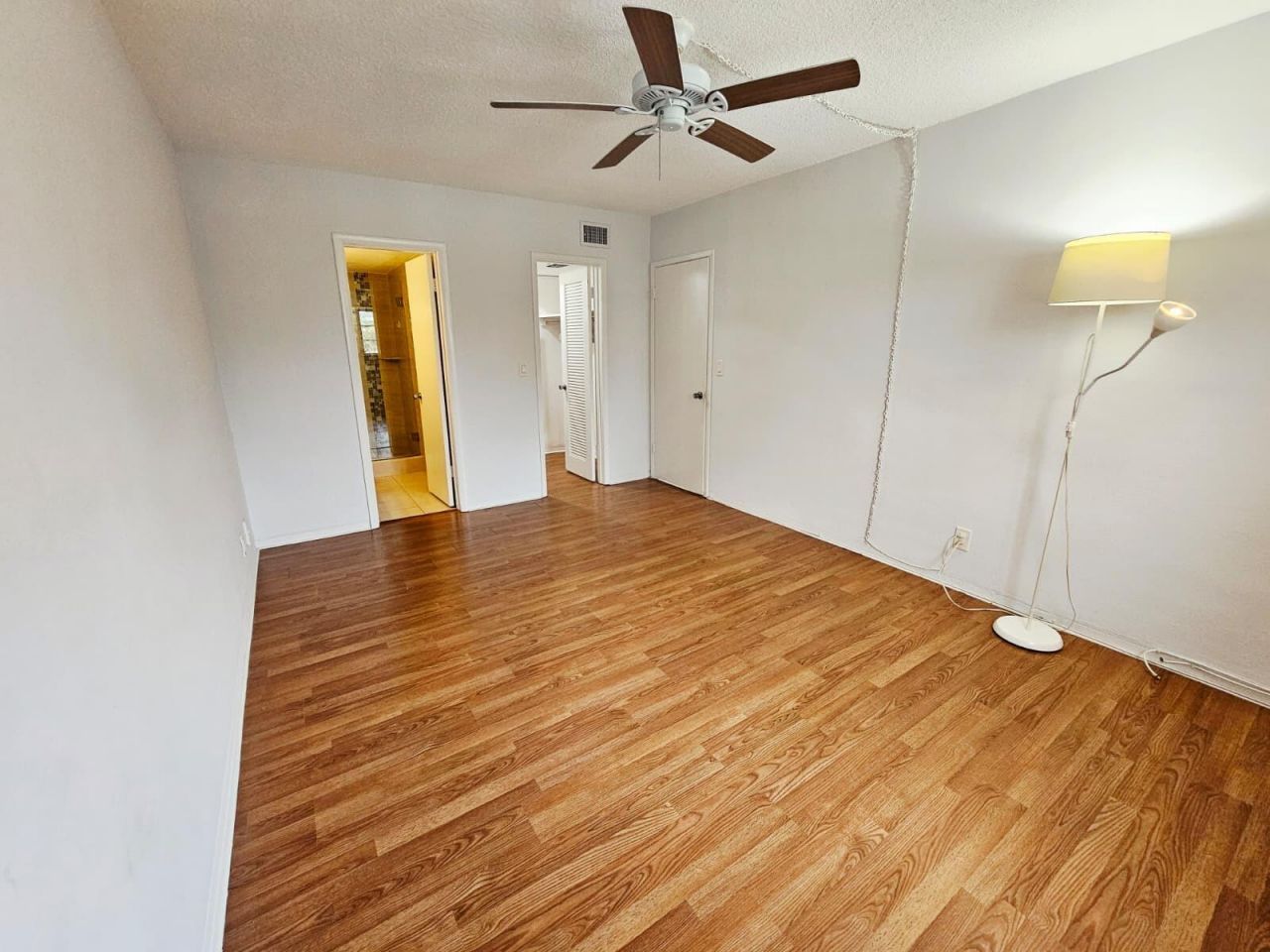 501 Blue Heron Drive, Hallandale Beach, FL 33009 Photo