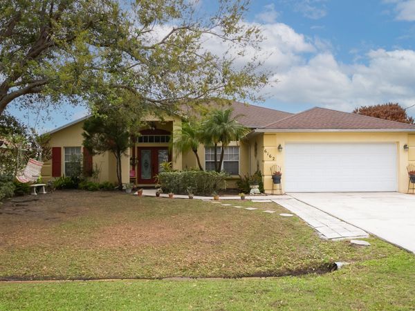 6162 NW Gatun Drive, Port St. Lucie, FL 34986