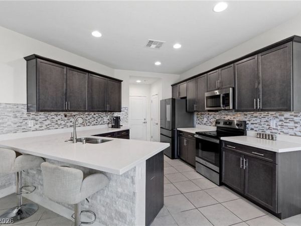 5255 Peak Rock Court , Las Vegas, NV 89141