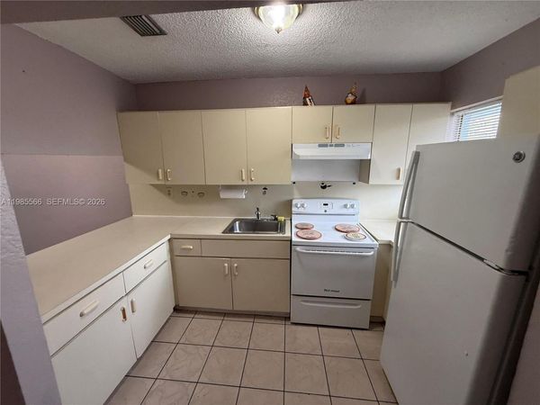 159 W 8th St , Unit 9, Hialeah, FL 33010