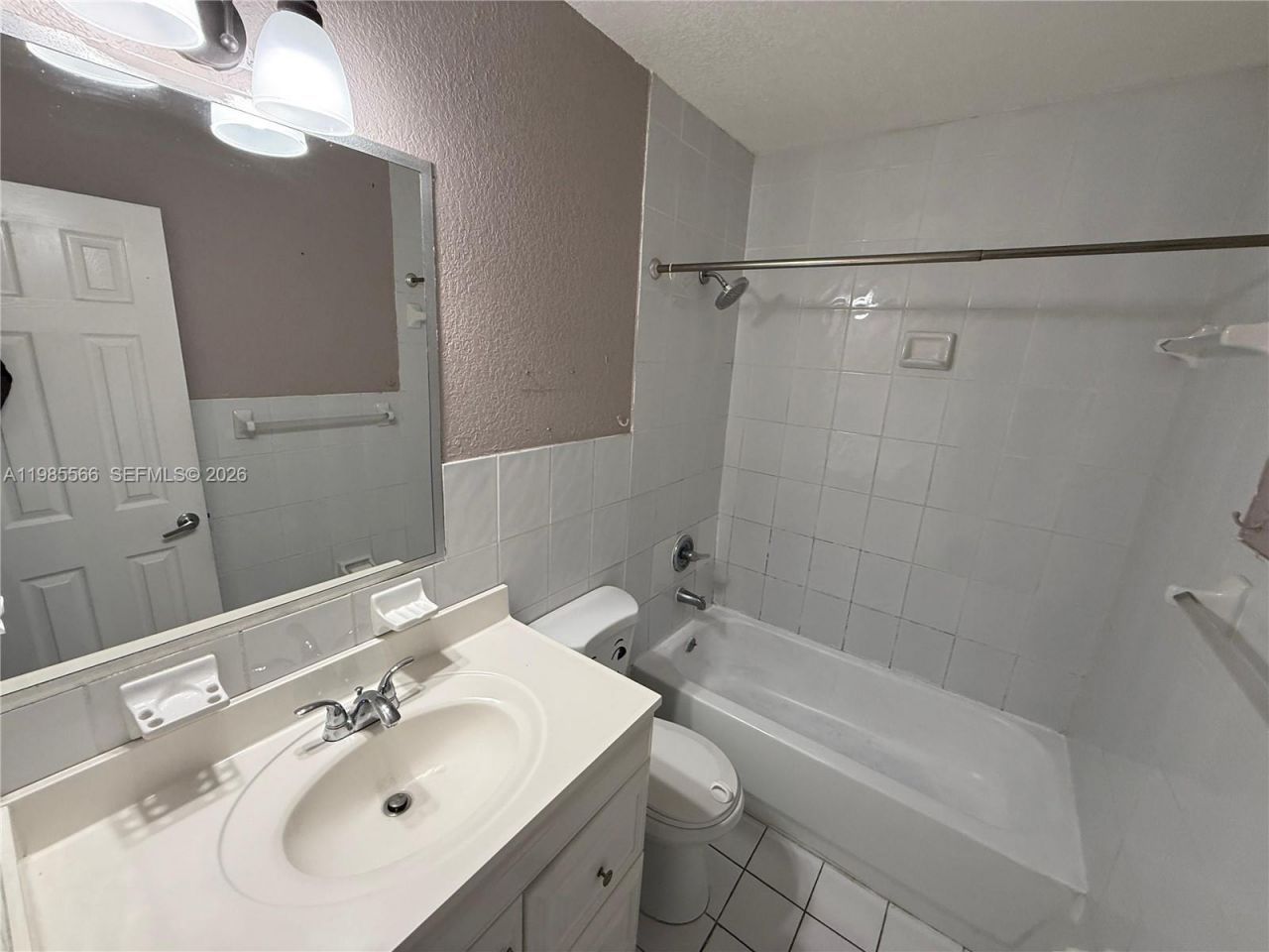 159 W 8th St , Unit 9, Hialeah, FL 33010 Photo