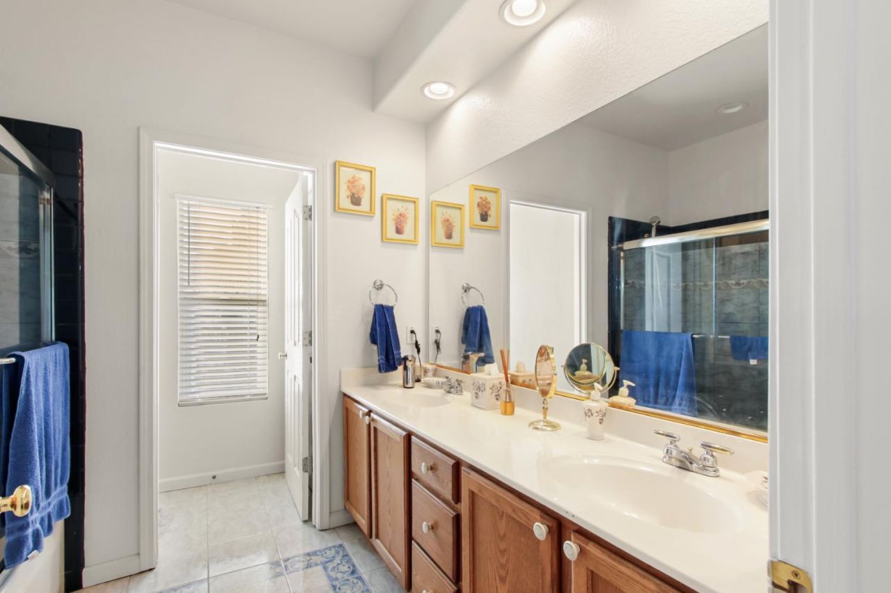 1856 Krpan Dr, Roseville, CA 95747 Photo