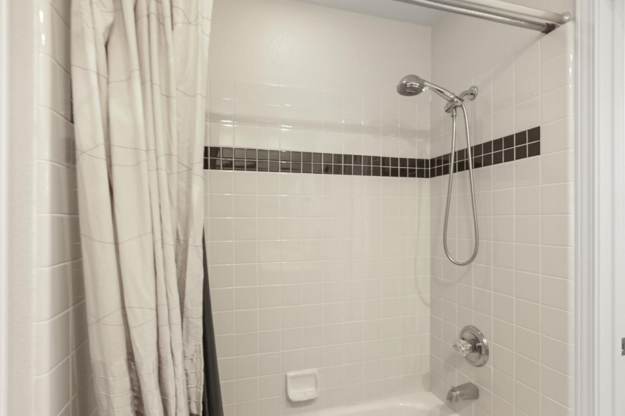 1856 Krpan Dr, Roseville, CA 95747 Photo