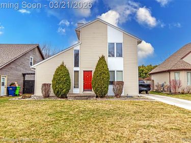 39671 Arbor Street, Harrison Twp, MI 48045