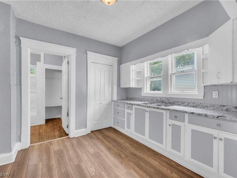 1174 La Croix Avenue, Unit 1, Akron, OH 44307 Photo 14