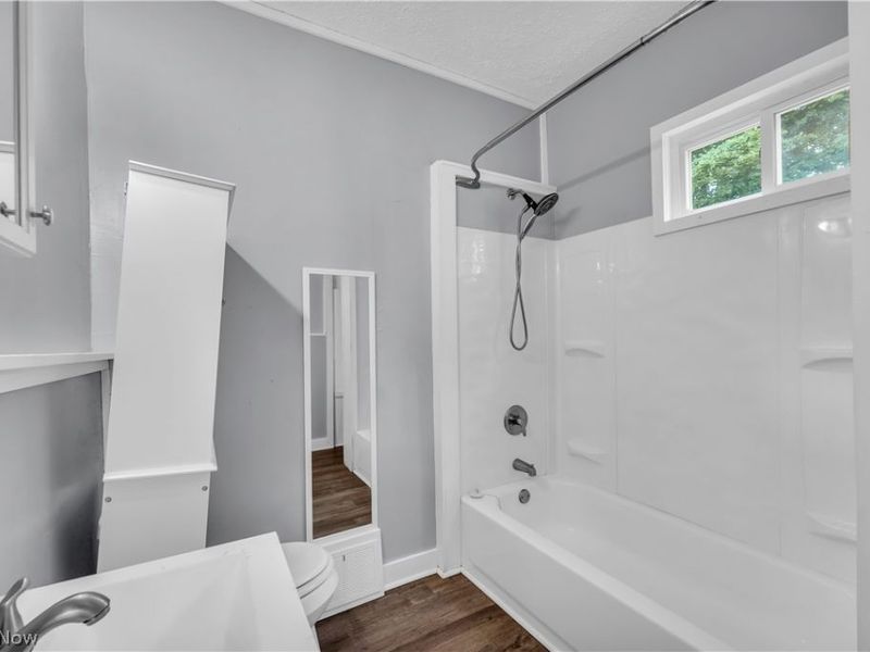 1174 La Croix Avenue, Unit 1, Akron, OH 44307 Photo 17