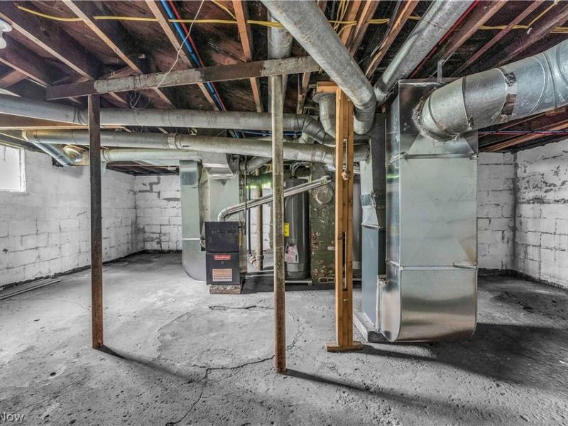 1174 La Croix Avenue, Unit 1, Akron, OH 44307 Photo 22