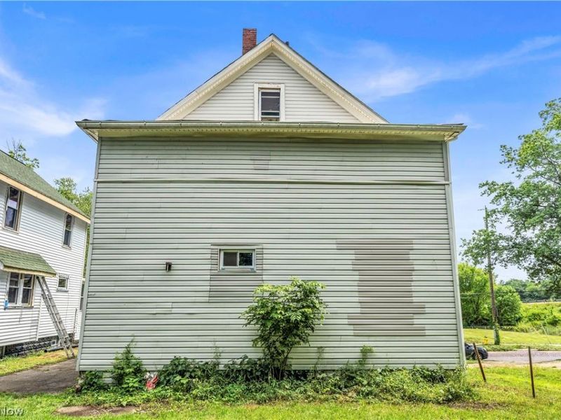 1174 La Croix Avenue, Unit 1, Akron, OH 44307 Photo 24