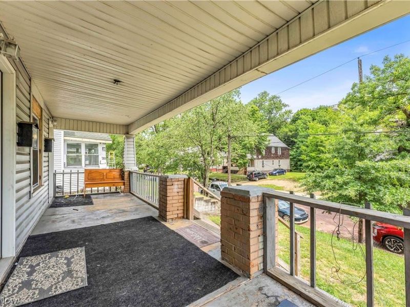 1174 La Croix Avenue, Unit 1, Akron, OH 44307 Photo 3