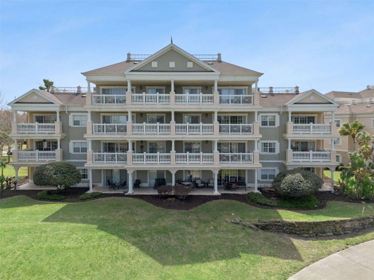 1352 Centre Court Ridge Drive, Unit 302, Reunion, FL 34747 Photo