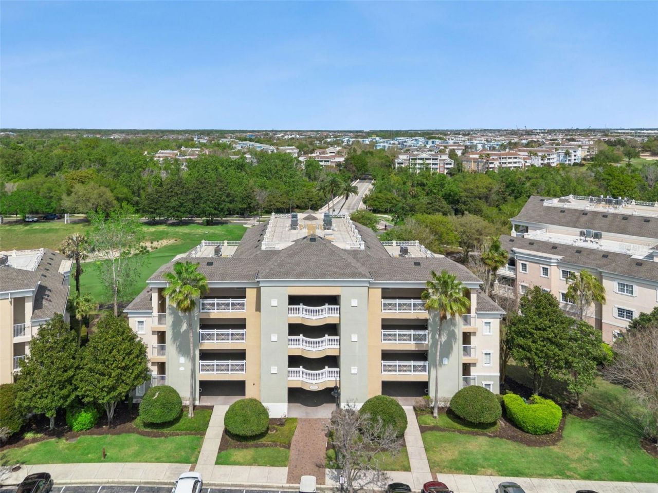 1352 Centre Court Ridge Drive, Unit 302, Reunion, FL 34747 Photo