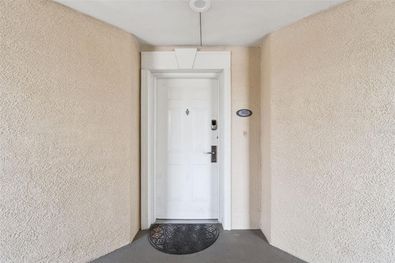 1352 Centre Court Ridge Drive, Unit 302, Reunion, FL 34747 Photo