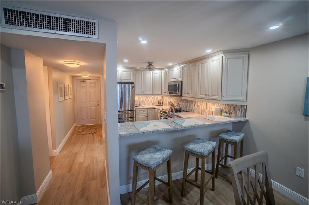 26000 Hickory Blvd, Unit 303, Bonita Springs, FL 34134 Photo