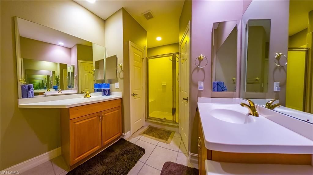 5626 Cape Harbour Dr , Unit 202, Cape Coral, FL 33914 Photo