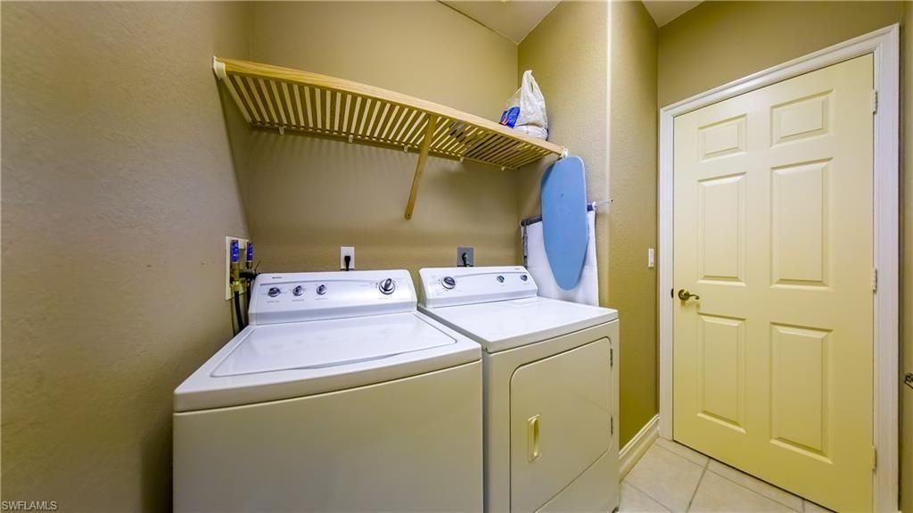 5626 Cape Harbour Dr , Unit 202, Cape Coral, FL 33914 Photo