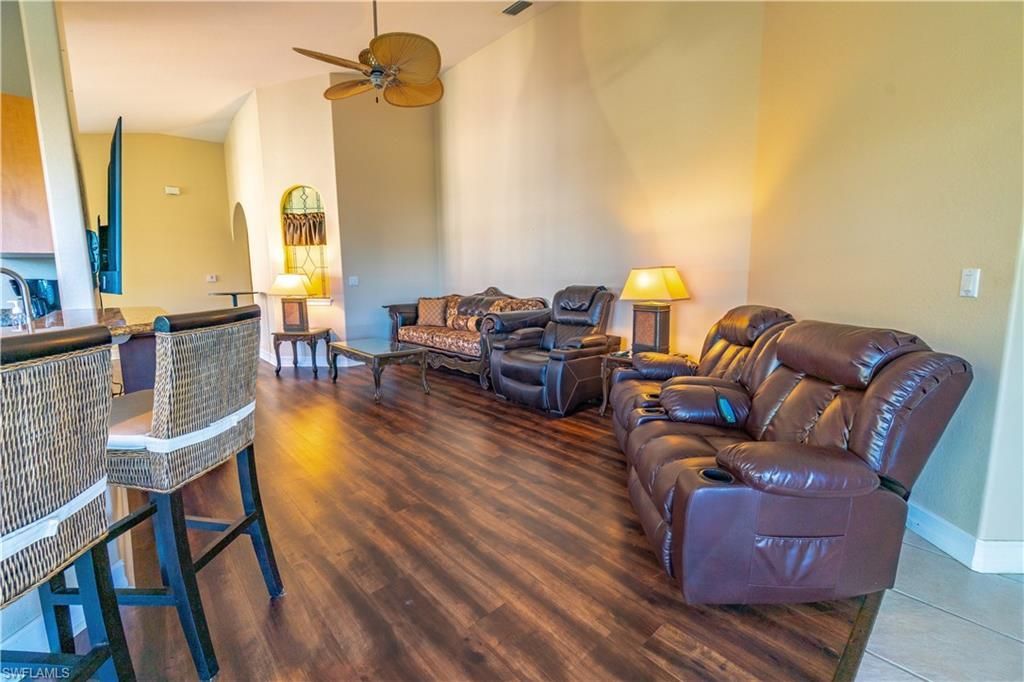 5626 Cape Harbour Dr , Unit 202, Cape Coral, FL 33914 Photo