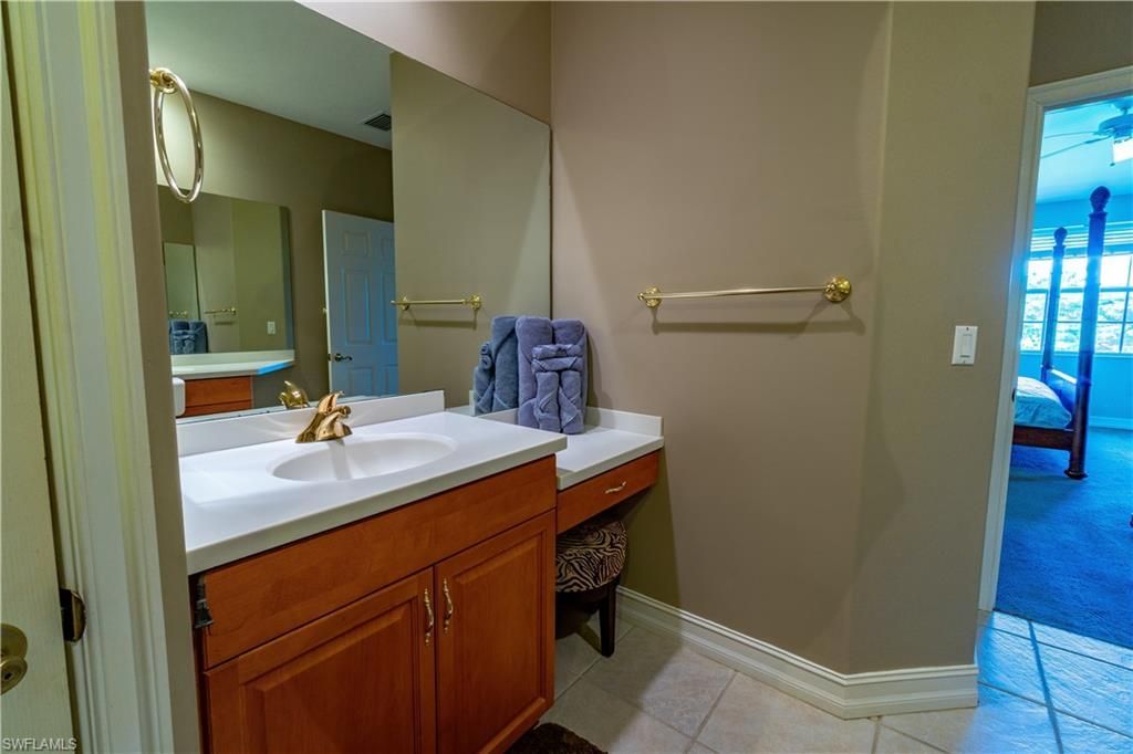 5626 Cape Harbour Dr , Unit 202, Cape Coral, FL 33914 Photo