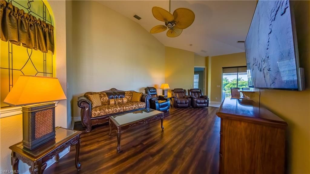 5626 Cape Harbour Dr , Unit 202, Cape Coral, FL 33914 Photo