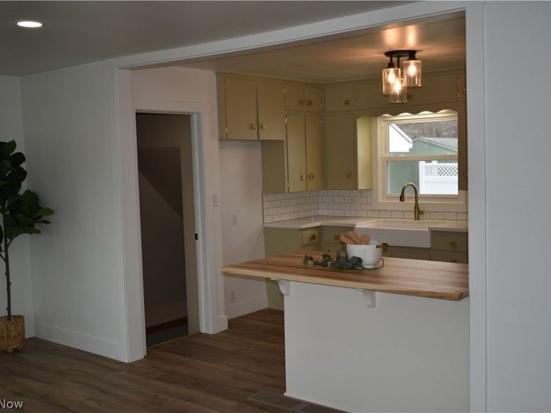 1213 Sleepy Hollow Drive, Coshocton, OH 43812 Photo 13