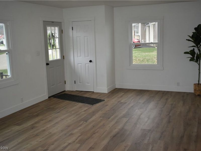 1213 Sleepy Hollow Drive, Coshocton, OH 43812 Photo 8