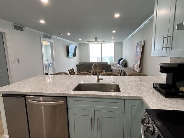 400 N Surf Road, Unit 1105, Hollywood, FL 33019